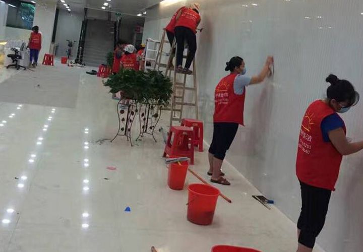 服務(wù)團(tuán)隊